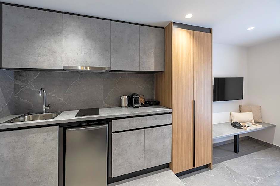 DOMIOS Suites Athens