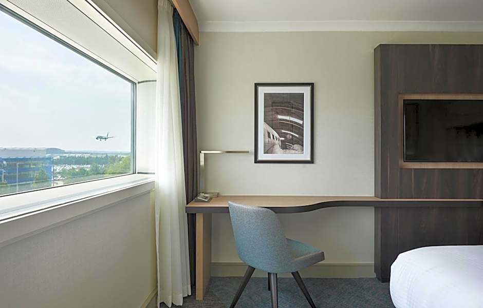 Hyatt Place London Heathrow Airport