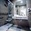 Arco Macarena Lofts by SHS