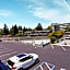 SeaSide Inn & Suites
