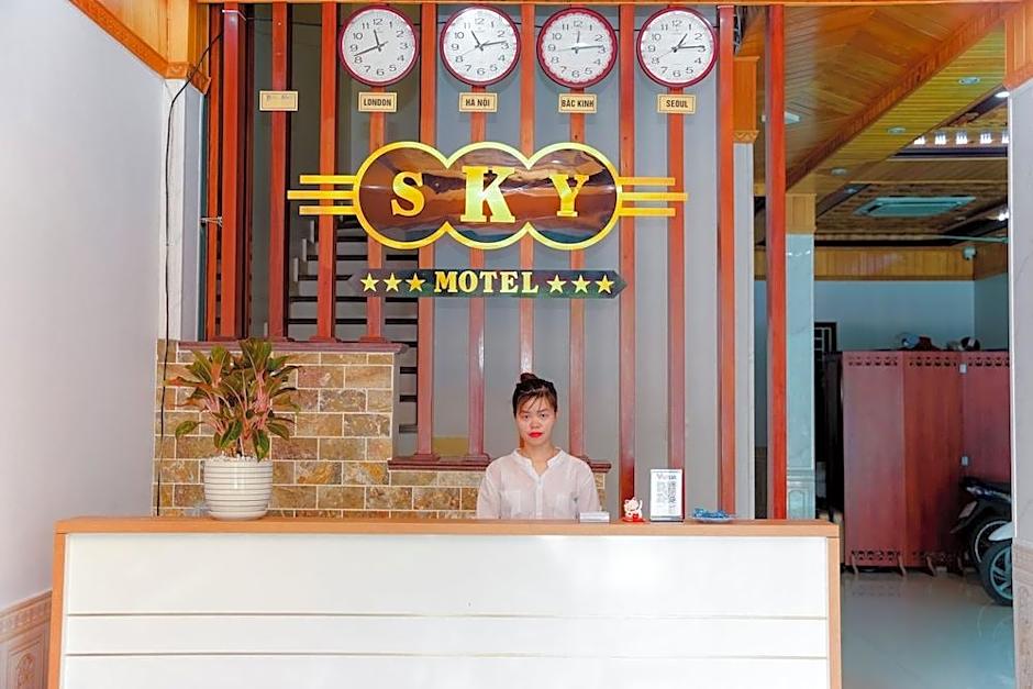 SKY HOTEL  - KHACH SAN BAC NINH