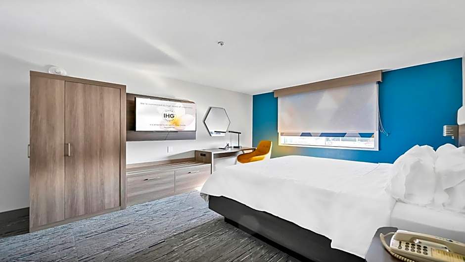 Holiday Inn Express Palestine By IHG