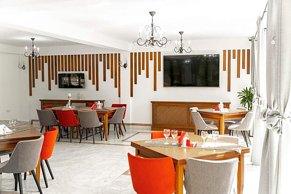 Piscul Negru Hotel - Transfagarasan