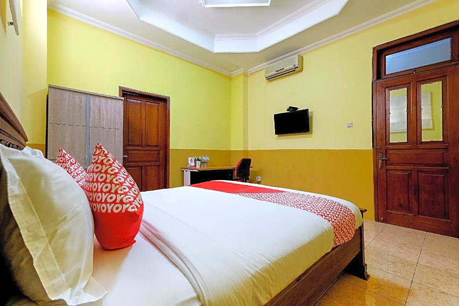 OYO 338 Guest House Omah Manahan Syariah