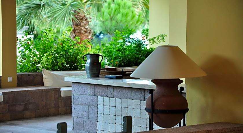 Palm Court Suites Ayvalik