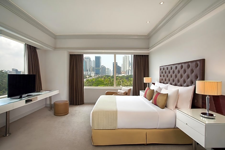 Photo 1 of 18 of 3 Bedroom Suite, Nonsmoking