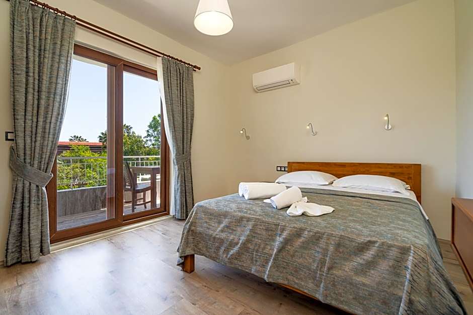 Ayris Hotel Çıralı