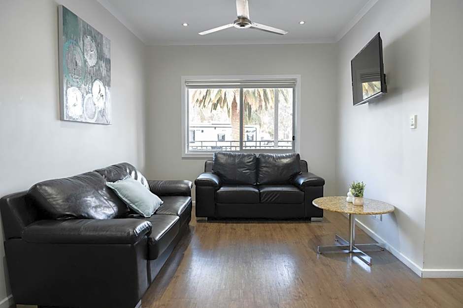 Highway 1 Holiday & Lifestyle Park