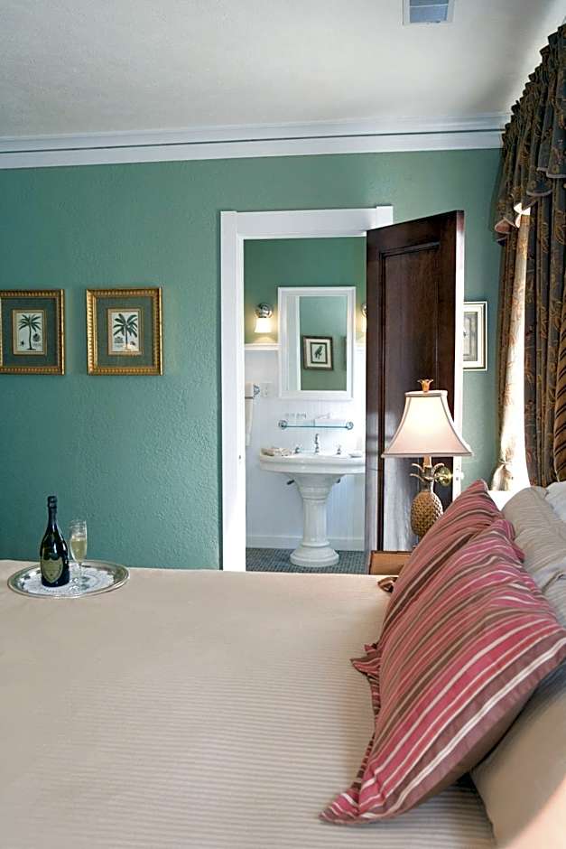 The Belvedere Inn & Restaurant