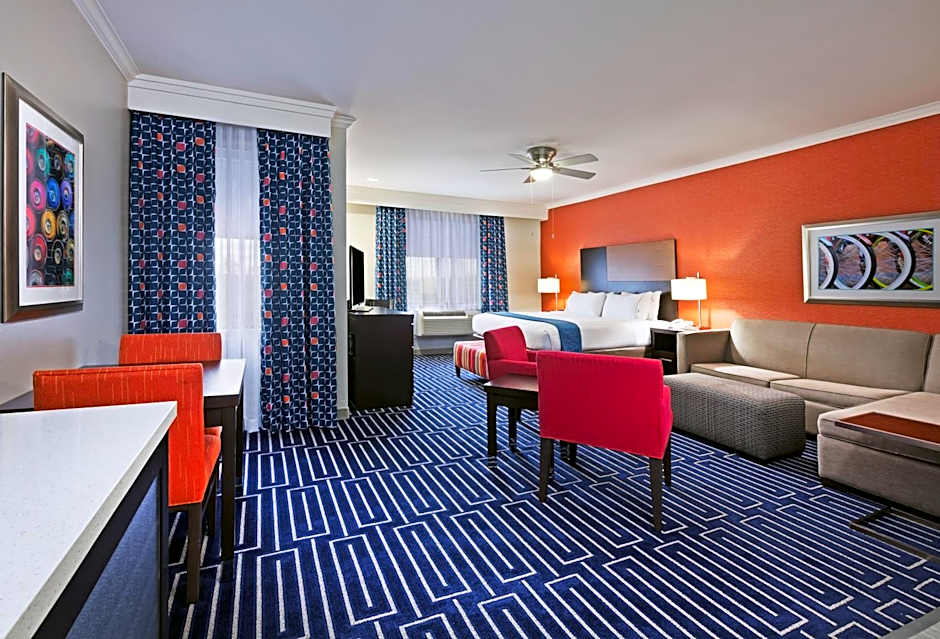 Holiday Inn Express & Suites Houston East, by IHG