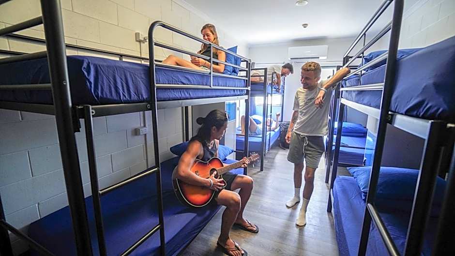 Summer House Backpackers Cairns