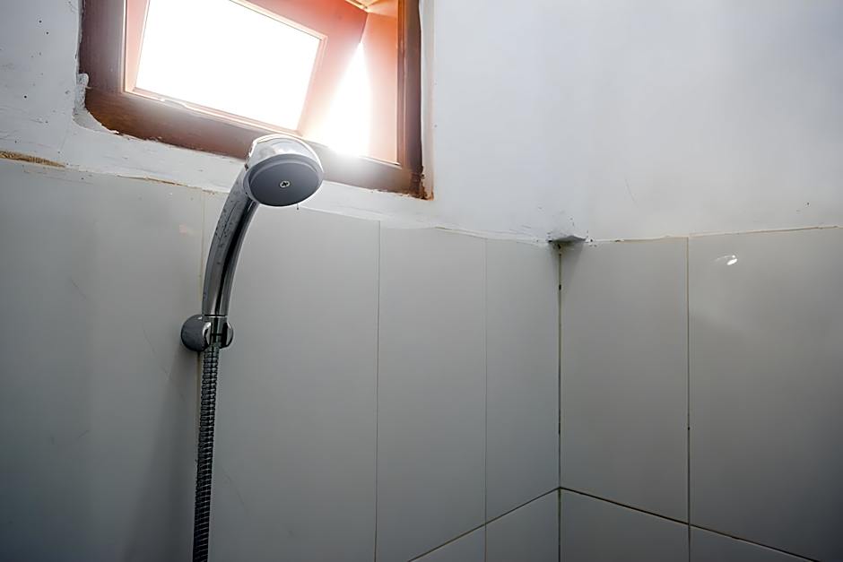 RedDoorz Syariah near Alun Alun Balai Kota Tegal