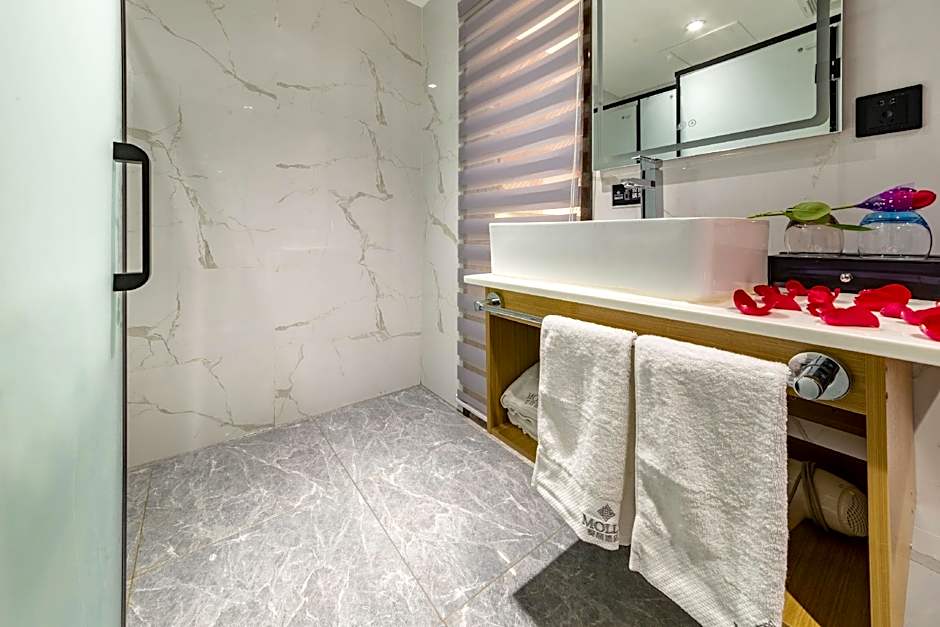 Lavande Hotel Guangzhou Yongqingfang Zhongshan 8th Road Metro Station