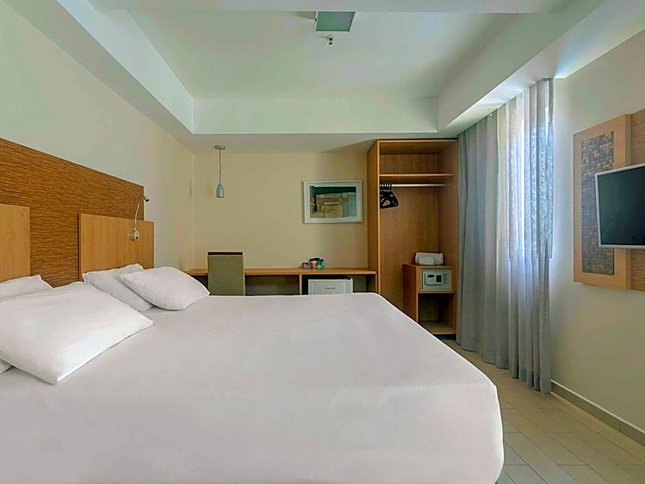 Mercure Maceio Pajucara Hotel