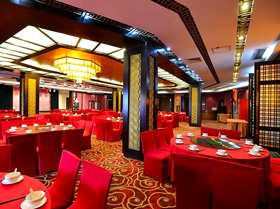 Baodao Exhibition Center Hotel