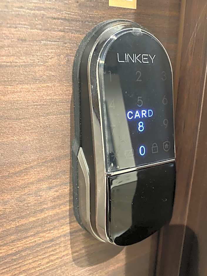 佐渡民宿 憩 IKOI GUEST HOUSE & Cafe Bar