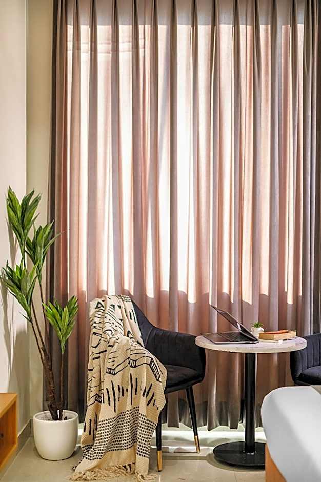 HOTEL SKY VIEW - Zirakpur, Chandigarh