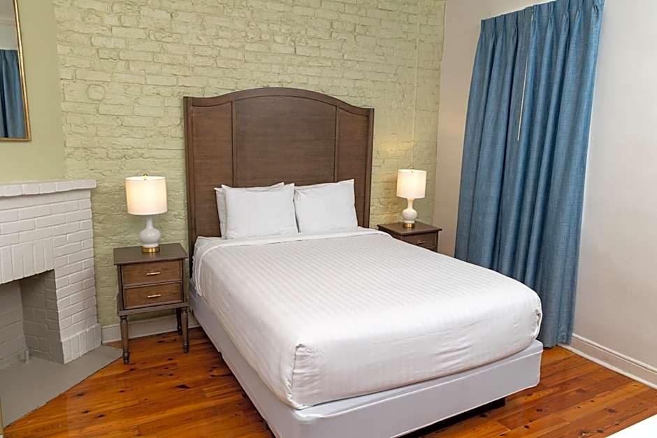 Inn On Ursulines, A French Quarter Guest Houses Property