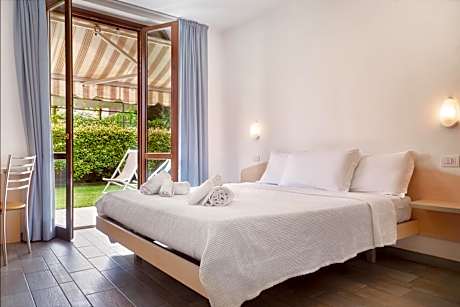 1 Bedroom Apartment (4 Adults)