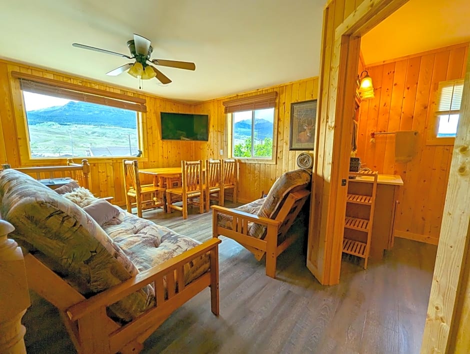 Yellowstone's Treasure Cabins