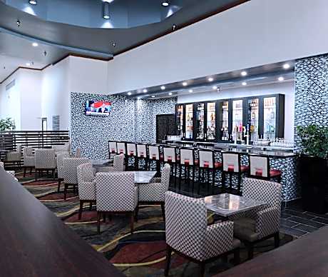 1 King Standard Communication Mobilityity Accessible