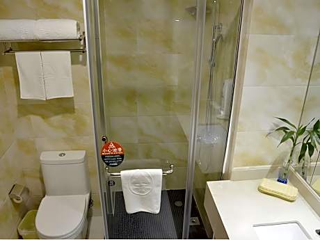 GreenTree Inn Liangyungang Donghai New Bus Station Express Hotel