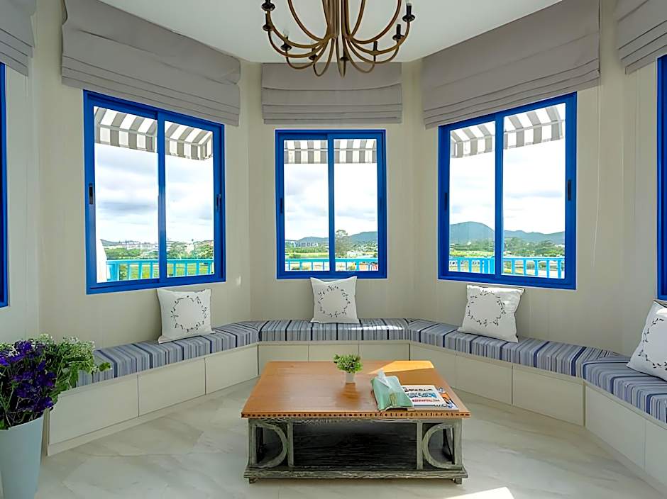 Costa Village Jacuzzi Bangsaray