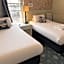 Holland Hotel
