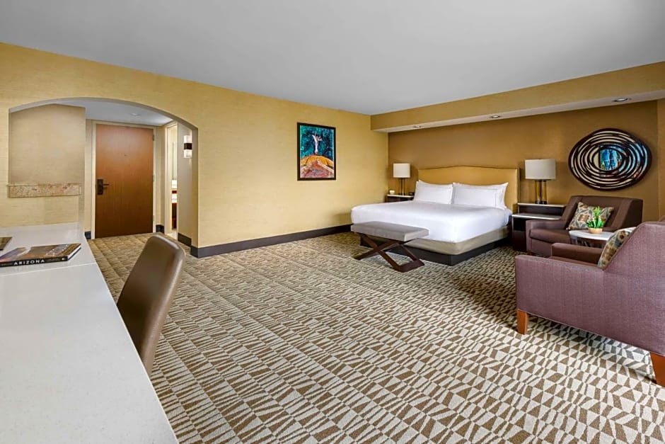 Hilton Phoenix Airport