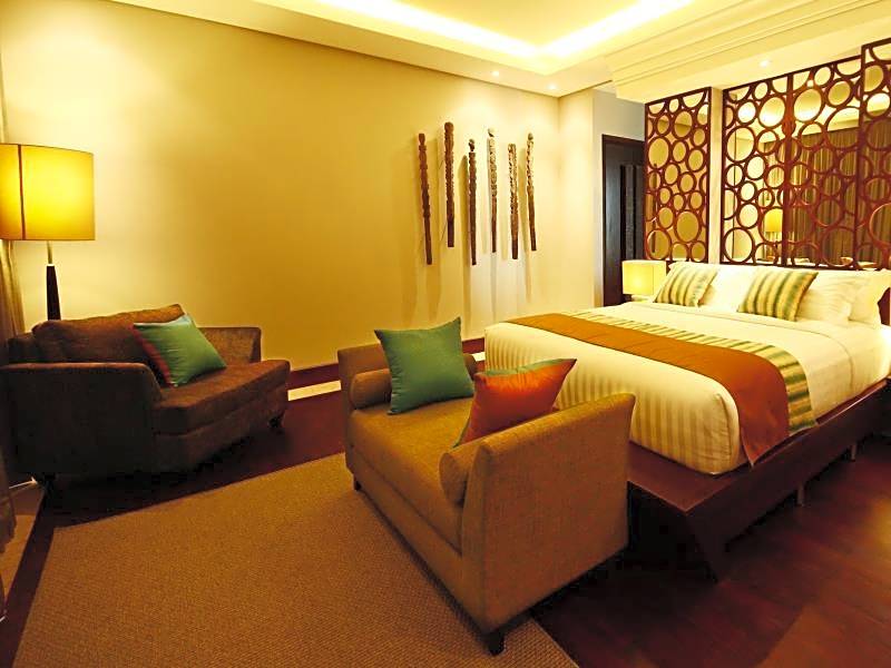 Sun Island Suites & Spa Goa Gong