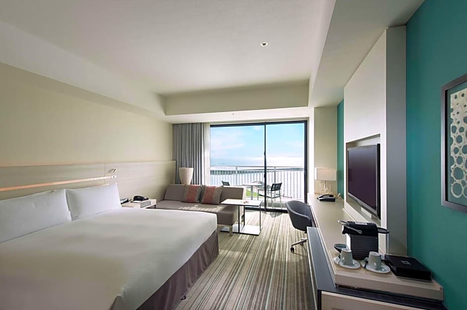 Photo 1 of 5 of Executive 1 King Bed, Ocean View