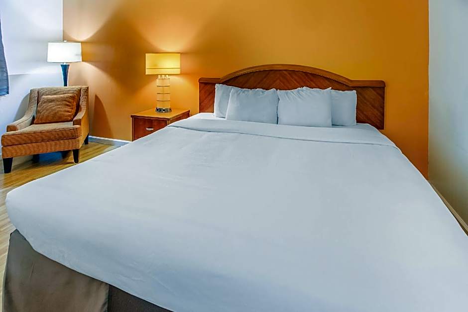 Econo Lodge Alliance