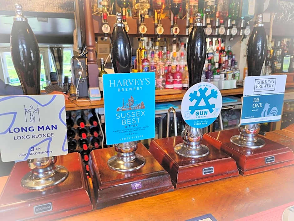 The Red Lyon Slinfold