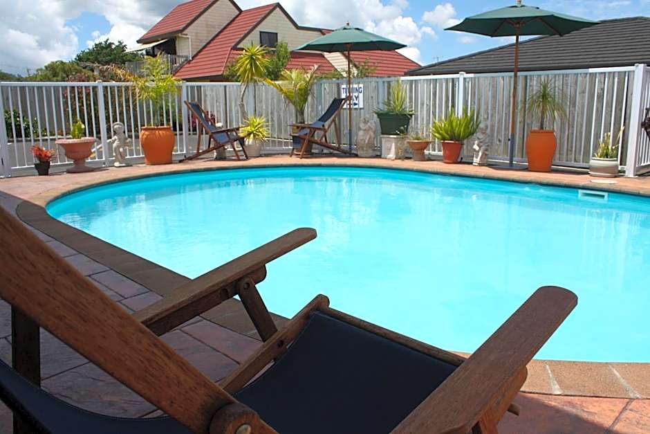 Avenue Heights Motel