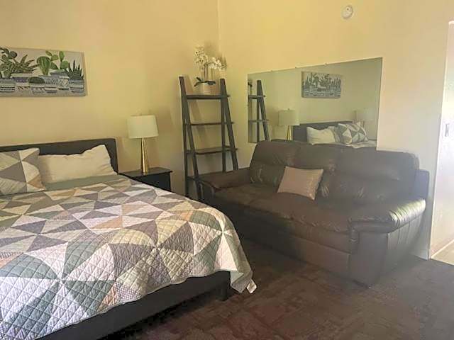 Ponderosa Gardens Motel