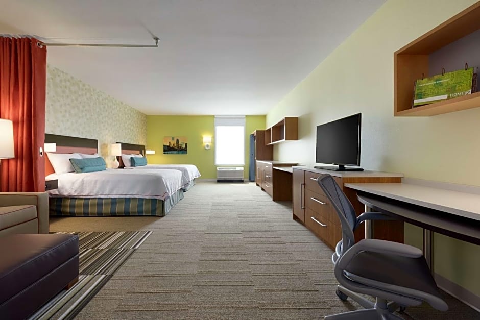 Home2 Suites by Hilton Minneapolis / Roseville, MN