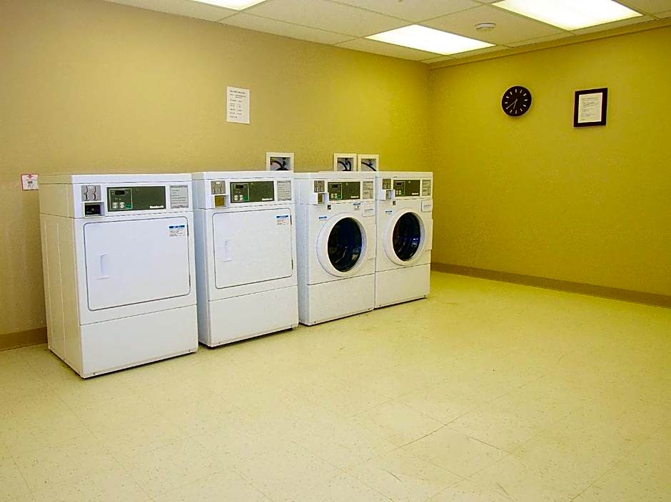 BCMInns - Lac La Biche