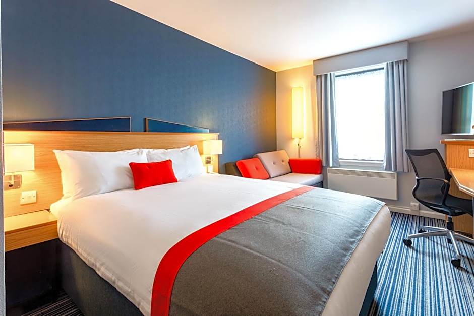 Holiday Inn Express Perth By IHG