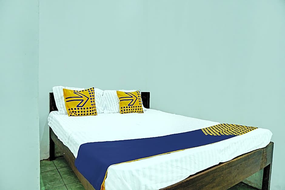 SPOT ON 92301 Penginapan Indola