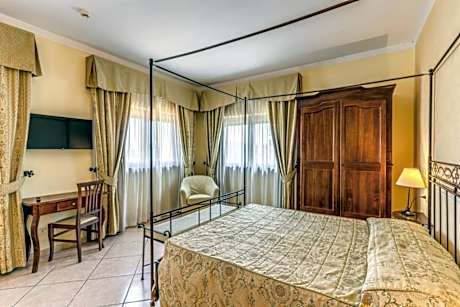 Classic Triple Room