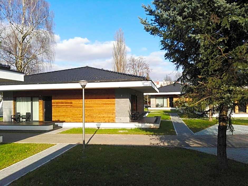 Villas and apartments Oaza