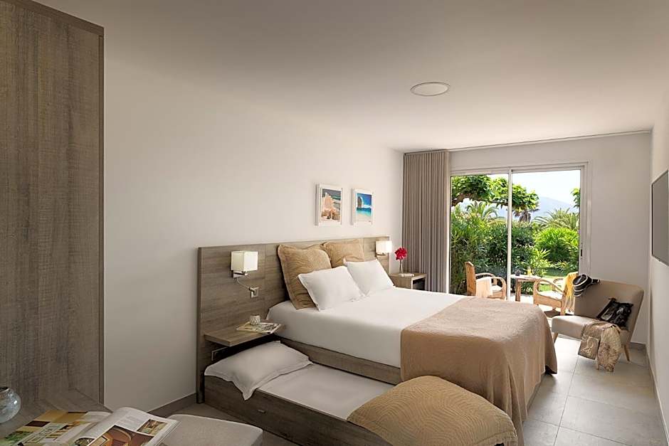 Hôtel-Restaurant Marina Di Lava - Grand Ajaccio