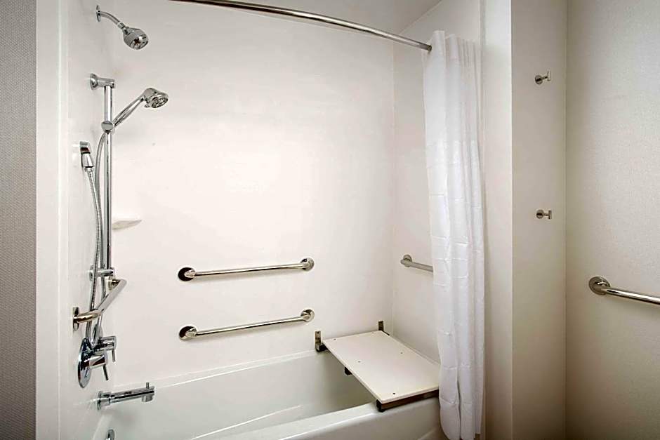 Hampton Inn By Hilton & Suites San Antonio Lackland AFB SeaWorld