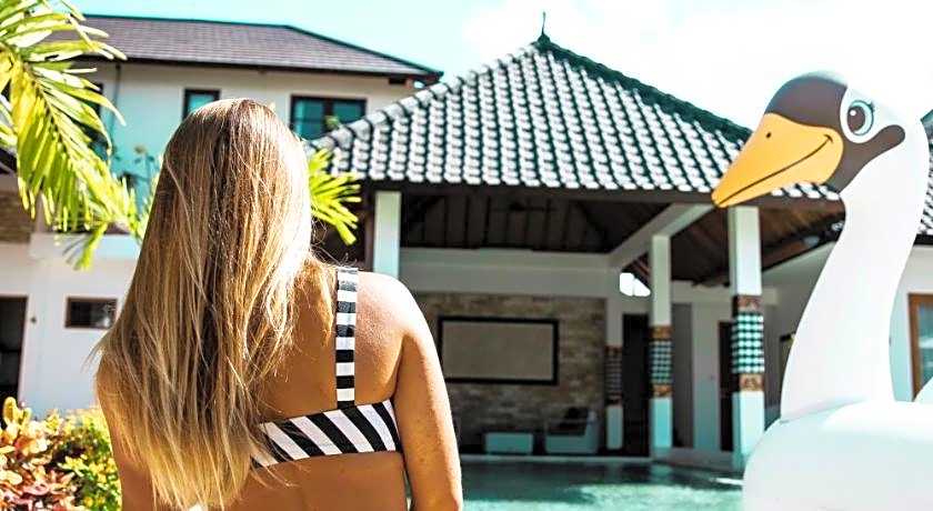 Villa Casablanca Surf Keramas