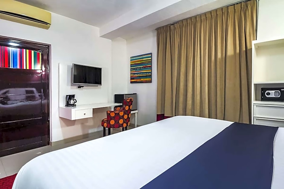 Capital O Hotel 522