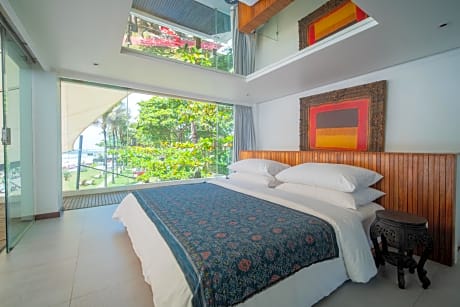 Sea View Deluxe Room