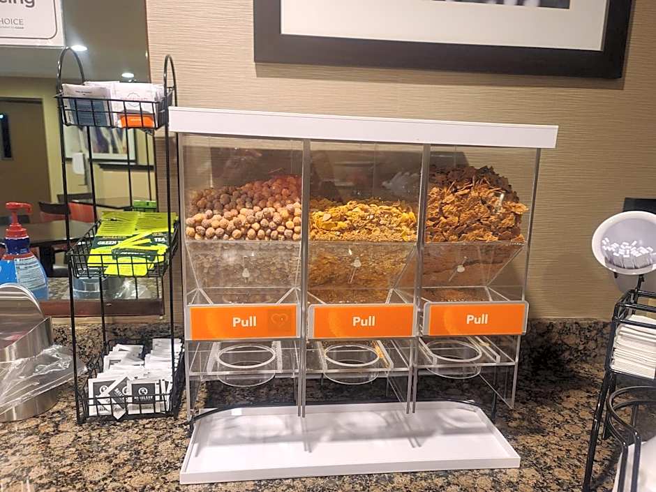 Comfort Inn & Suites Leeds I-20