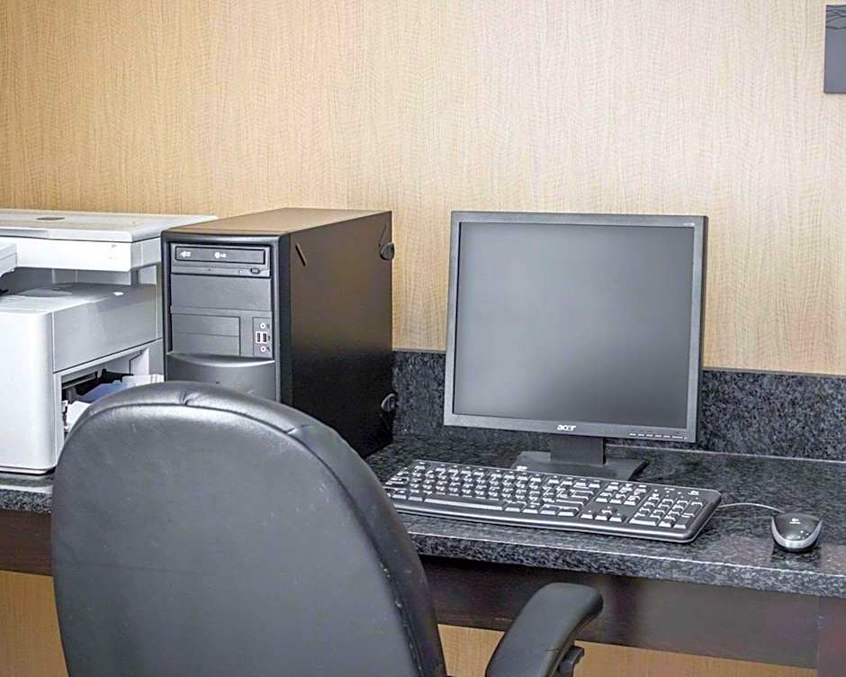 Comfort Inn & Suites Fuquay Varina