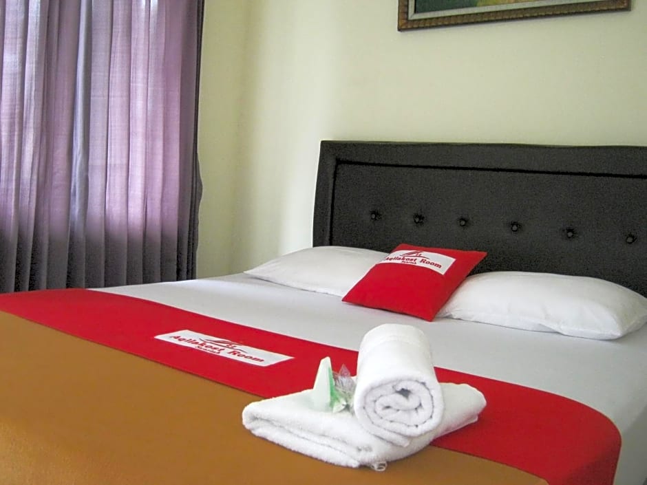 Aqilakost n Cafe Gadog Puncak