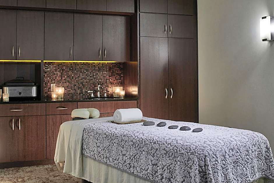 The Battle House Renaissance Mobile Hotel & Spa